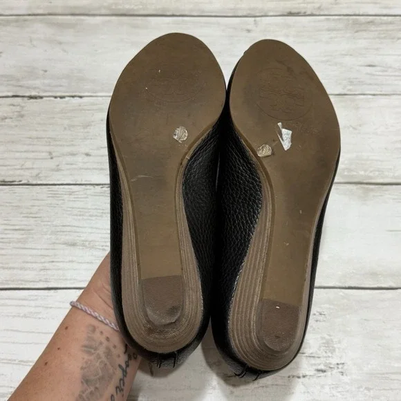 Tory Burch Shoes Amanda Size 6.5 Black Leather Peep Toe Wedge Heels - Picture 7 of 10